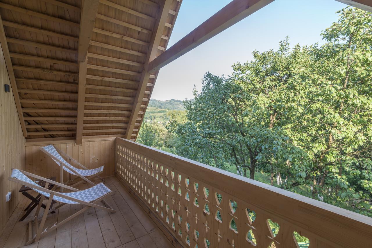 Magnolia Resort Chalets Vişeu de Sus Екстериор снимка